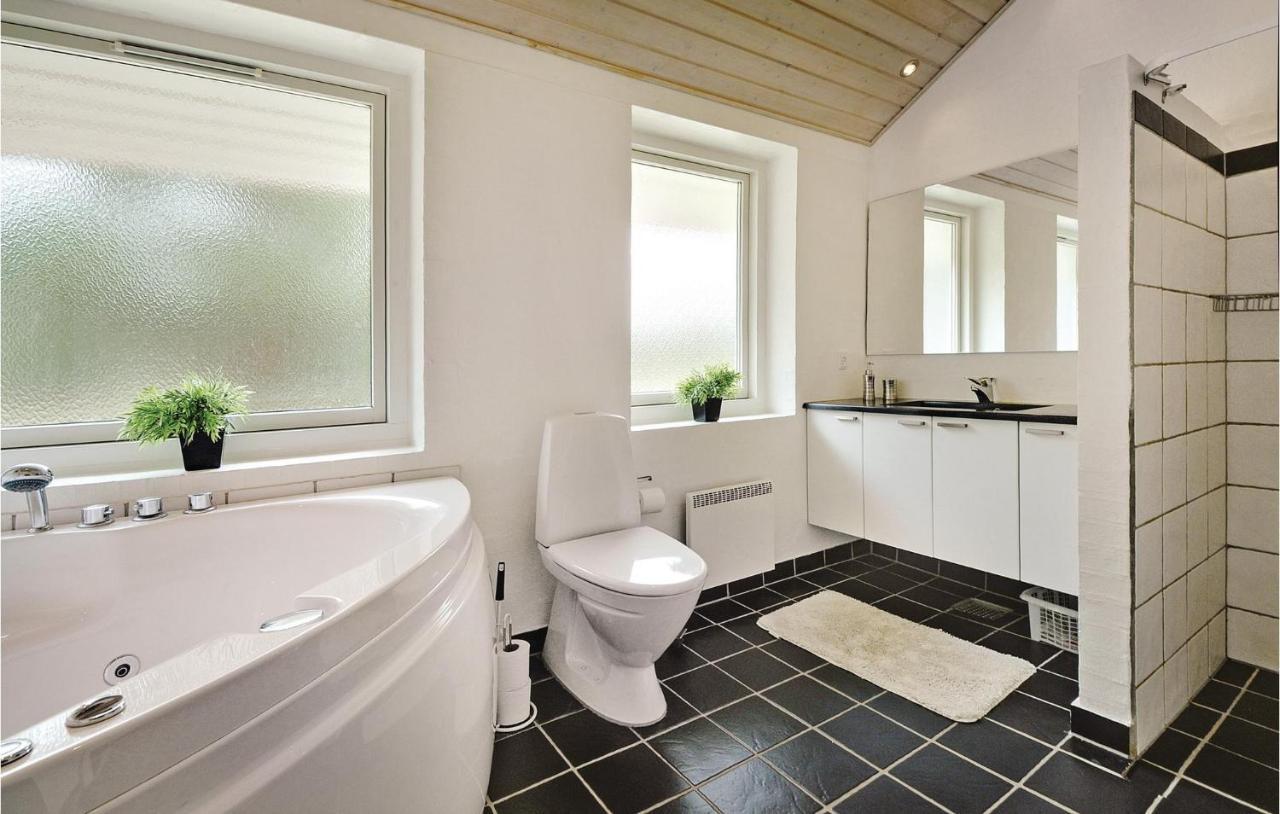 7 Bedroom Stunning Home In Herning Kølkær Εξωτερικό φωτογραφία